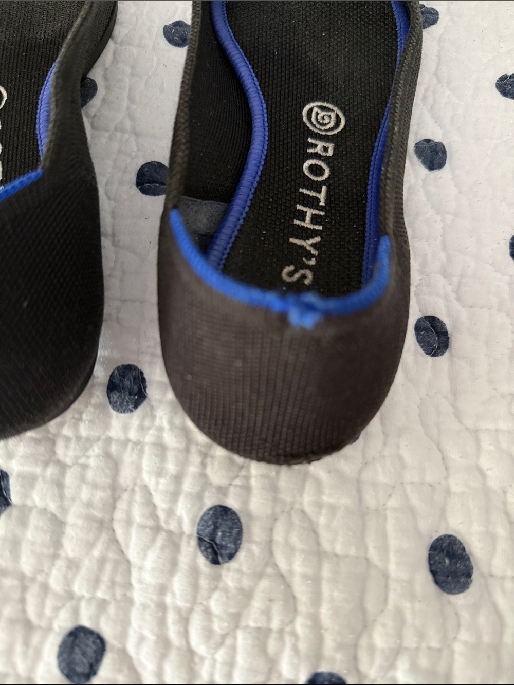 Rothy's Black Pointed-Toe Flats with Blue Trim size 8 - Picture 4 of 4